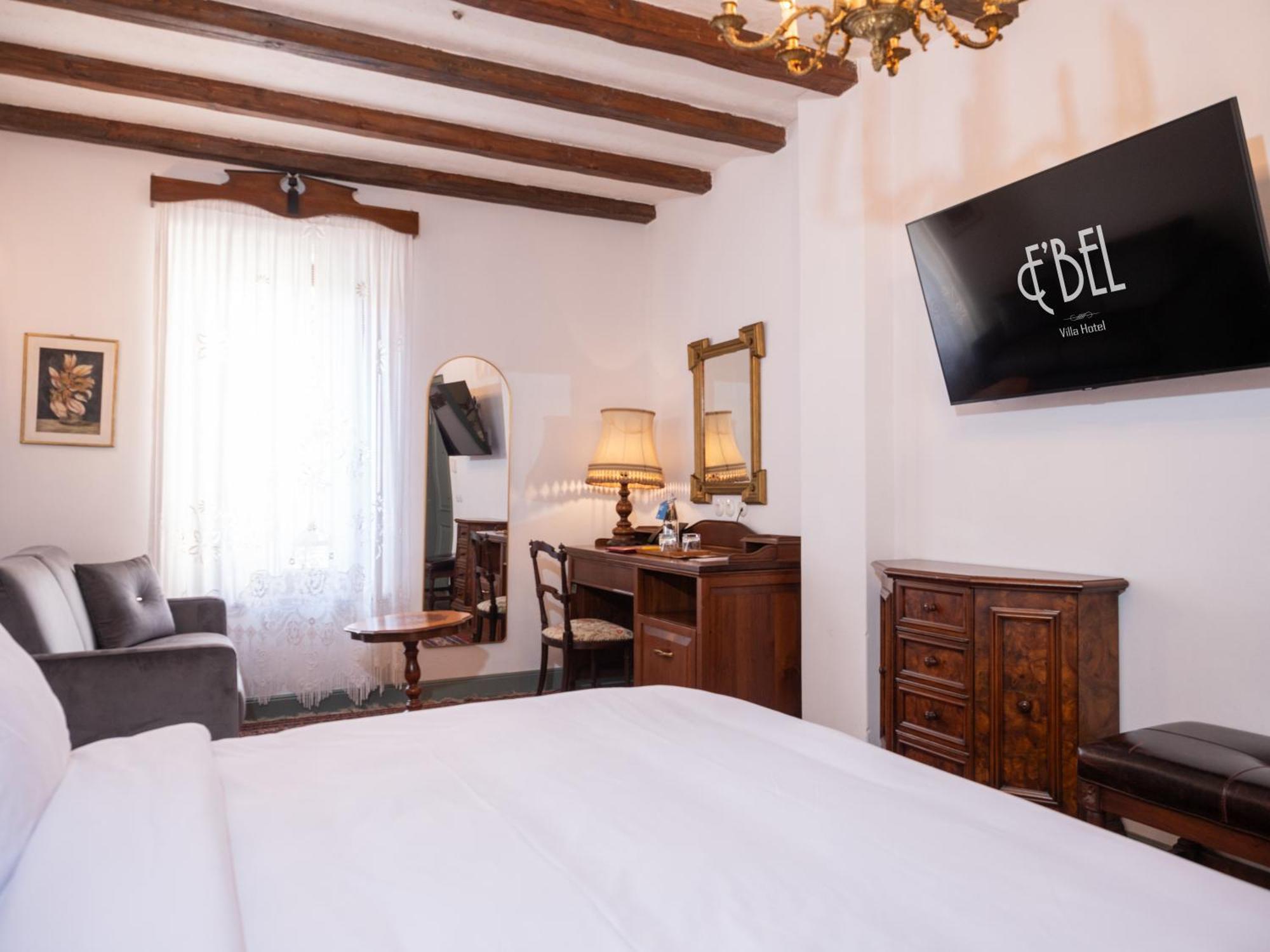 Vila Ebel Hotel Pool & Spa Κορυτσά Εξωτερικό φωτογραφία