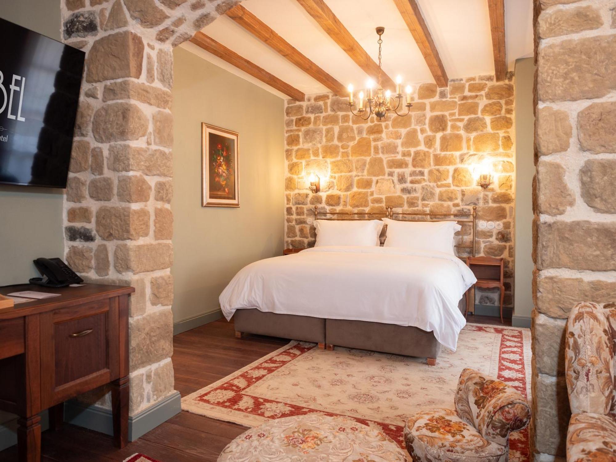 Vila Ebel Hotel Pool & Spa Κορυτσά Εξωτερικό φωτογραφία