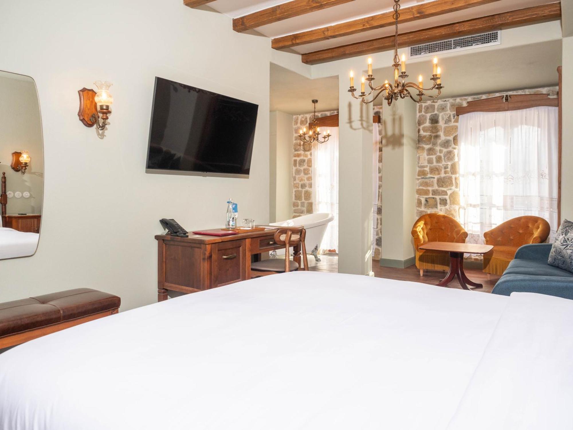 Vila Ebel Hotel Pool & Spa Κορυτσά Εξωτερικό φωτογραφία