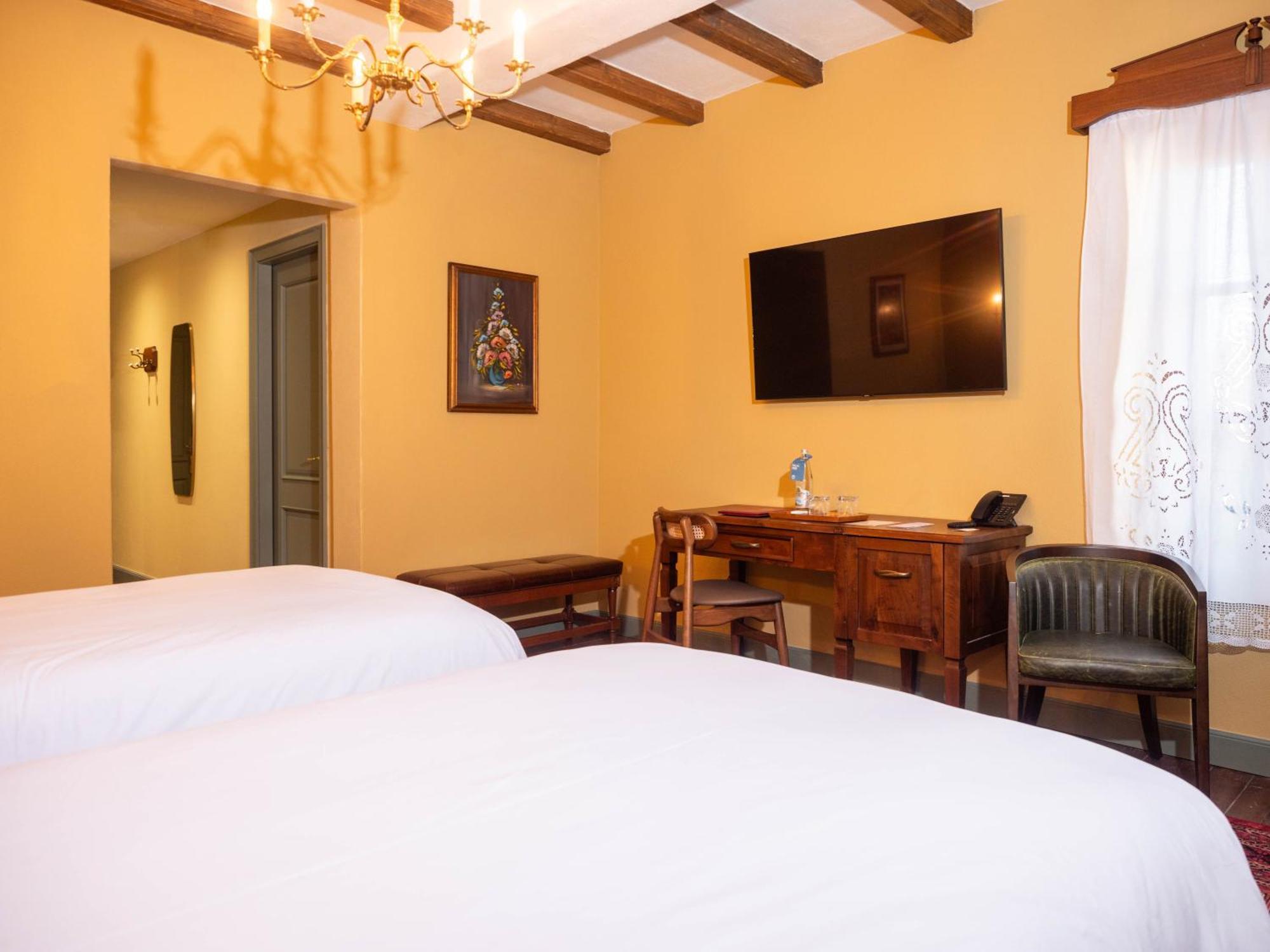Vila Ebel Hotel Pool & Spa Κορυτσά Εξωτερικό φωτογραφία